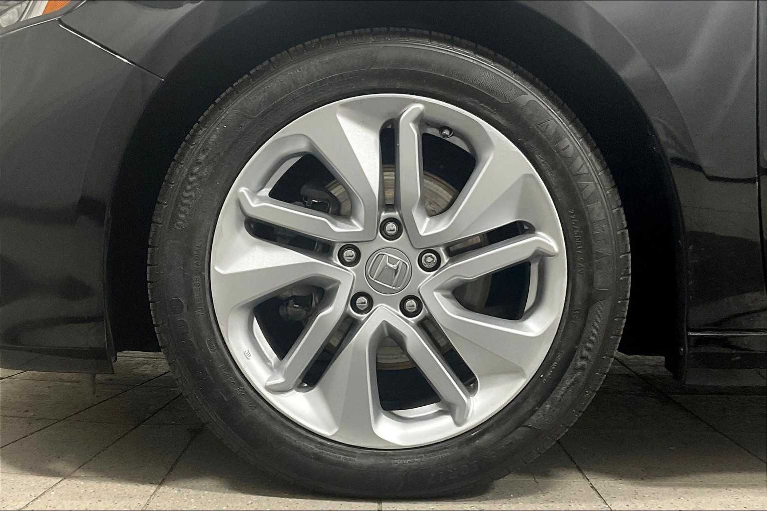 2020 Honda Accord LX - Photo 7