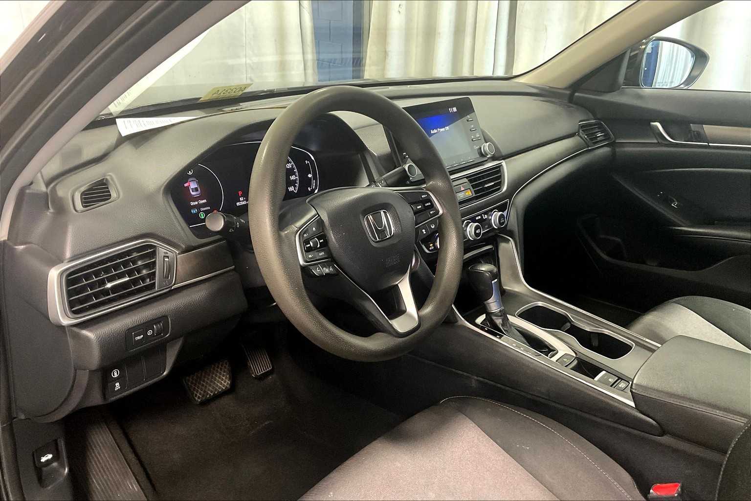 2020 Honda Accord LX - Photo 8