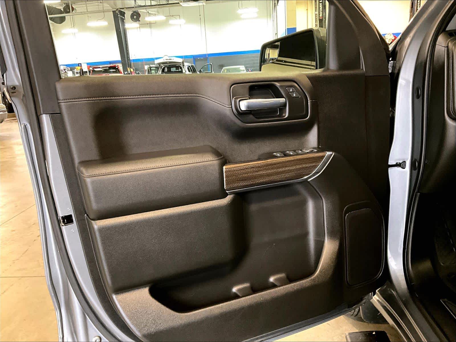 2022 Chevrolet Silverado 1500 LTD LT - Photo 9