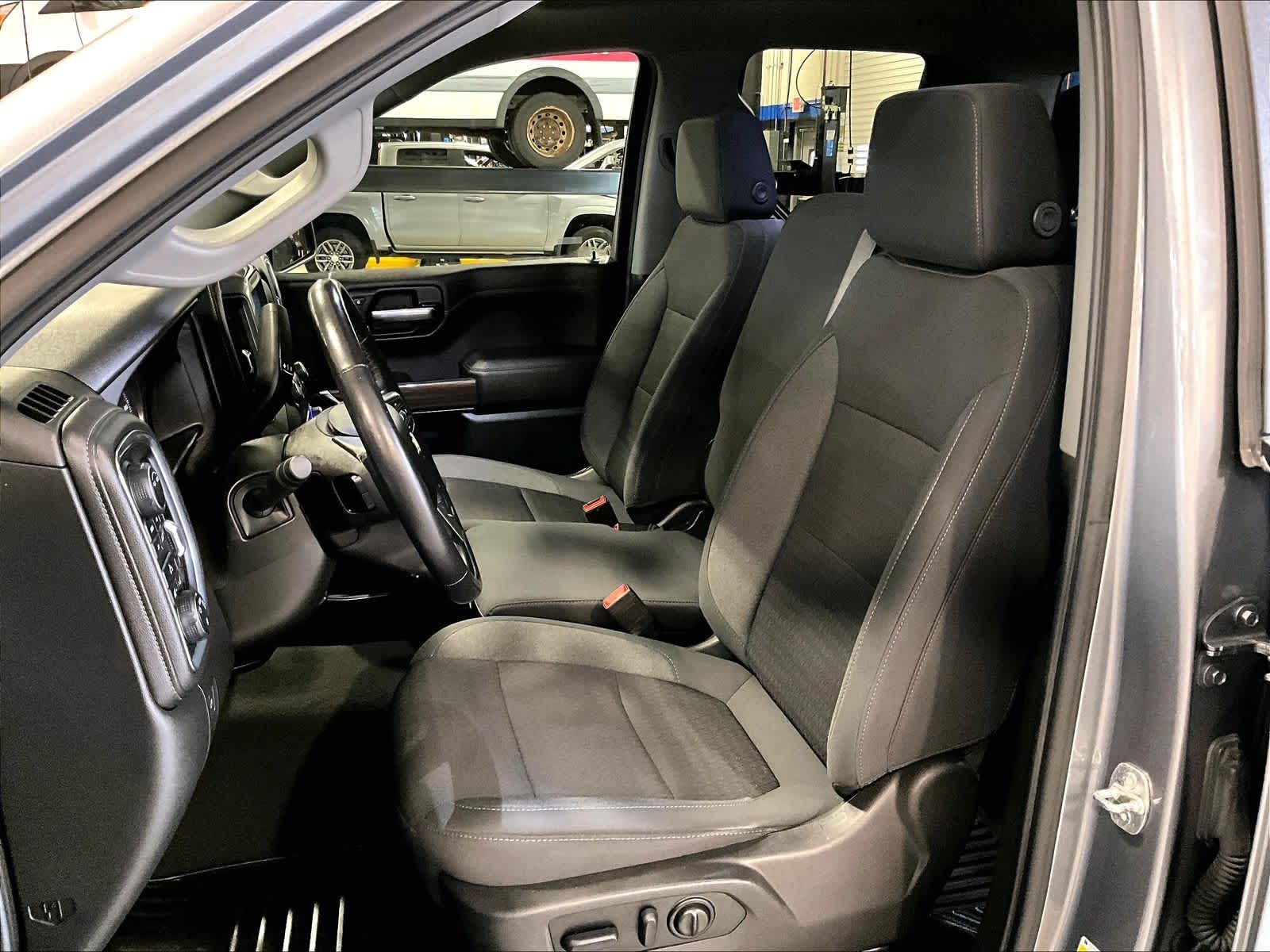 2022 Chevrolet Silverado 1500 LTD LT - Photo 10