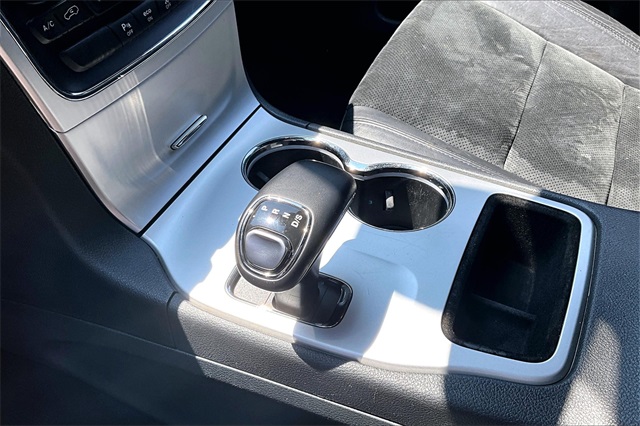 2015 Jeep Grand Cherokee Altitude - Photo 15