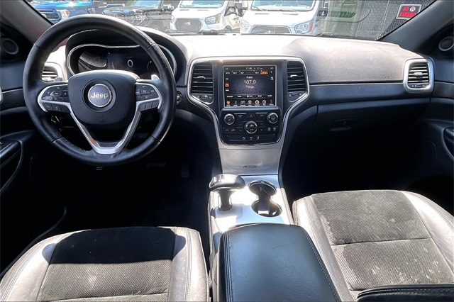2015 Jeep Grand Cherokee Altitude - Photo 16
