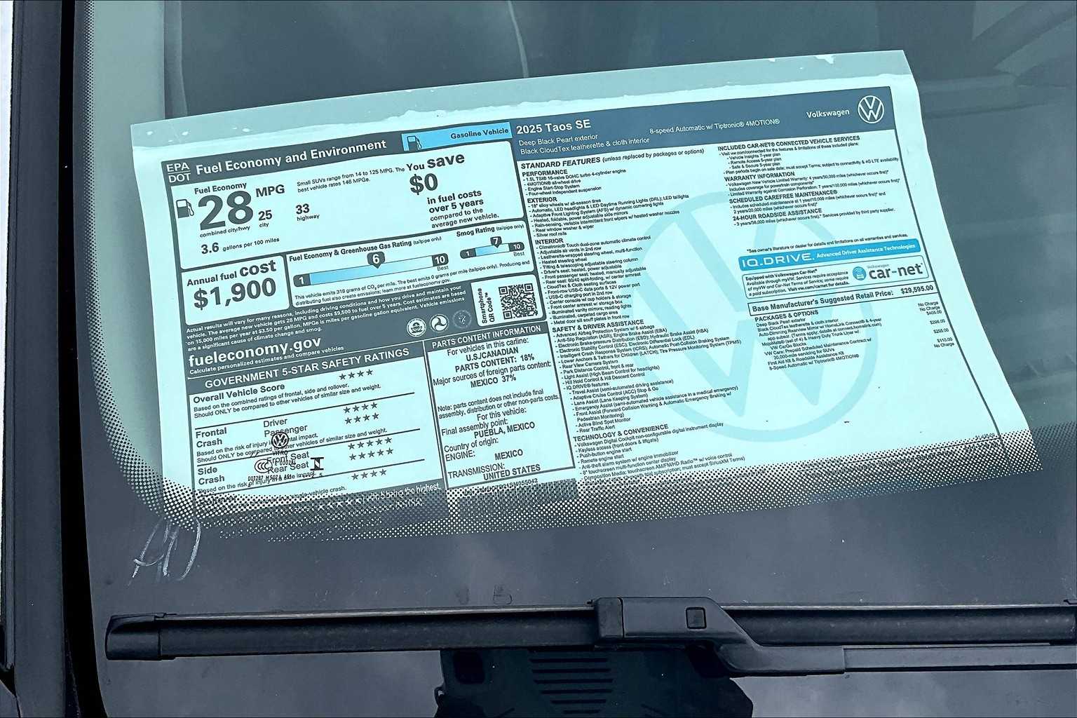 2025 Volkswagen Taos SE - Photo 17