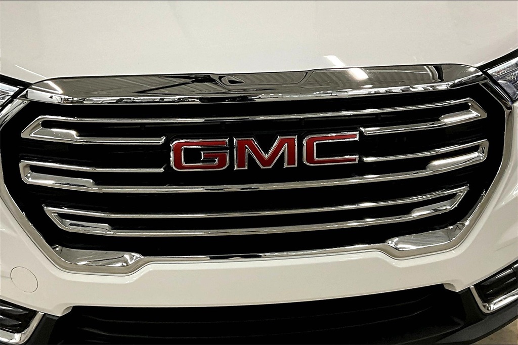 2023 GMC Terrain SLT - Photo 31