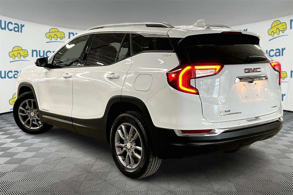 2023 GMC Terrain SLT - Photo 4