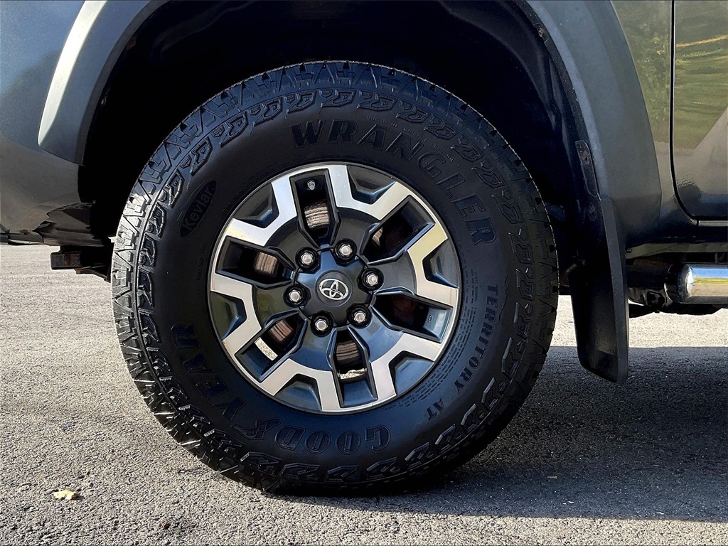 2017 Toyota Tacoma TRD Off-Road - Photo 21