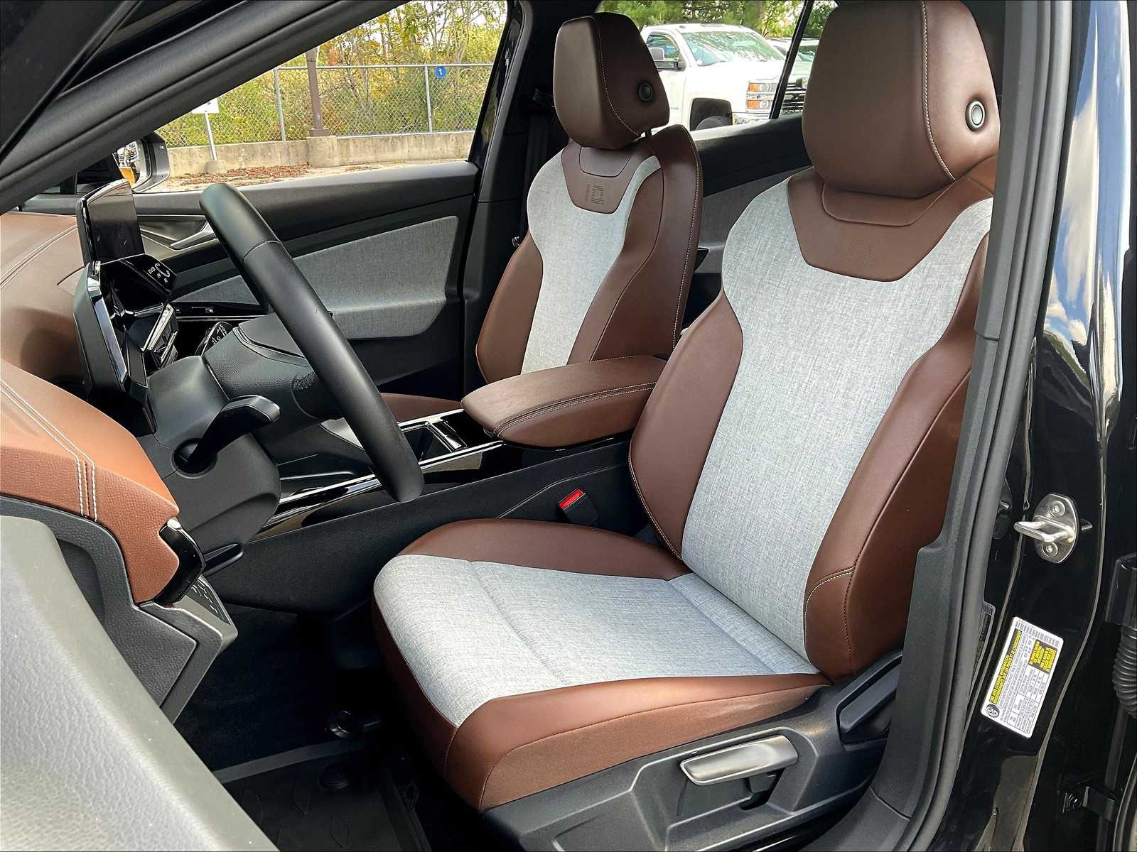2023 Volkswagen ID.4 Pro - Photo 10