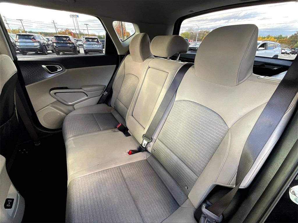 2023 Kia Soul EX - Photo 14