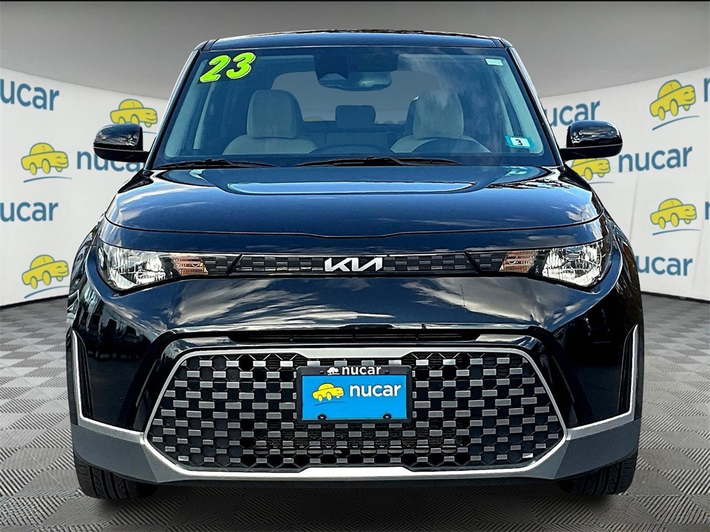 2023 Kia Soul EX - Photo 2