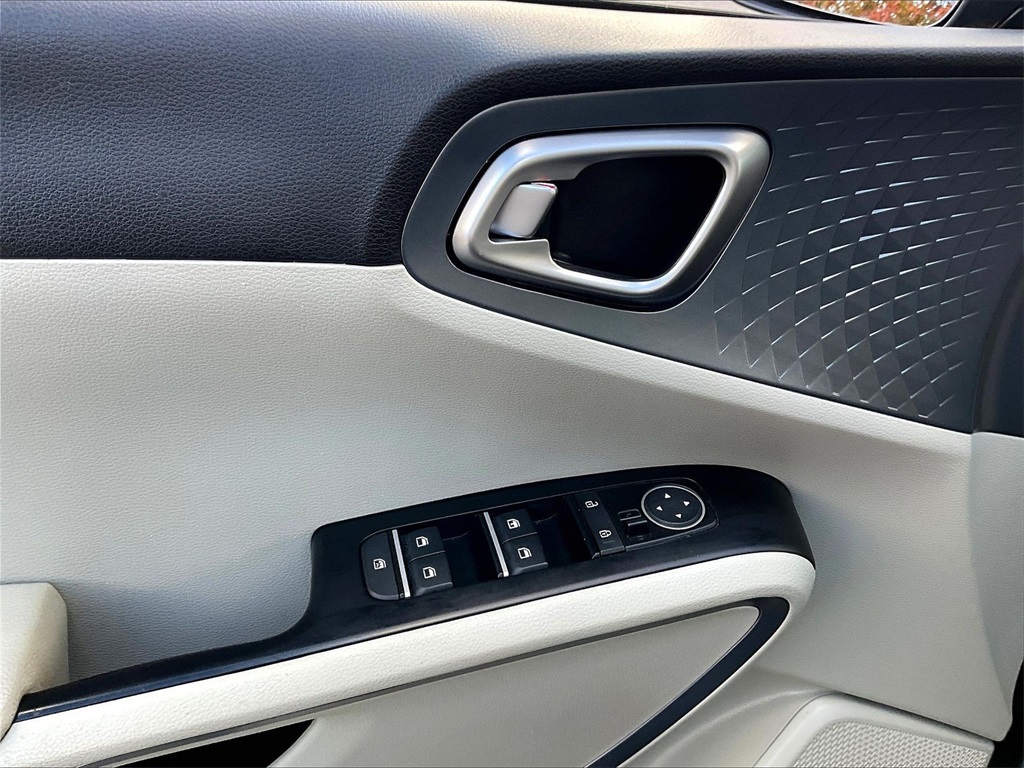 2023 Kia Soul EX - Photo 37
