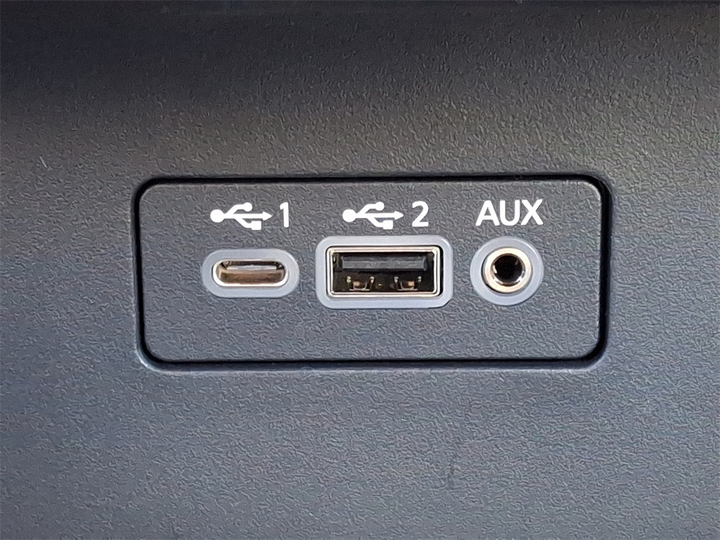 2025 Nissan Altima 2.5 SR - Photo 17