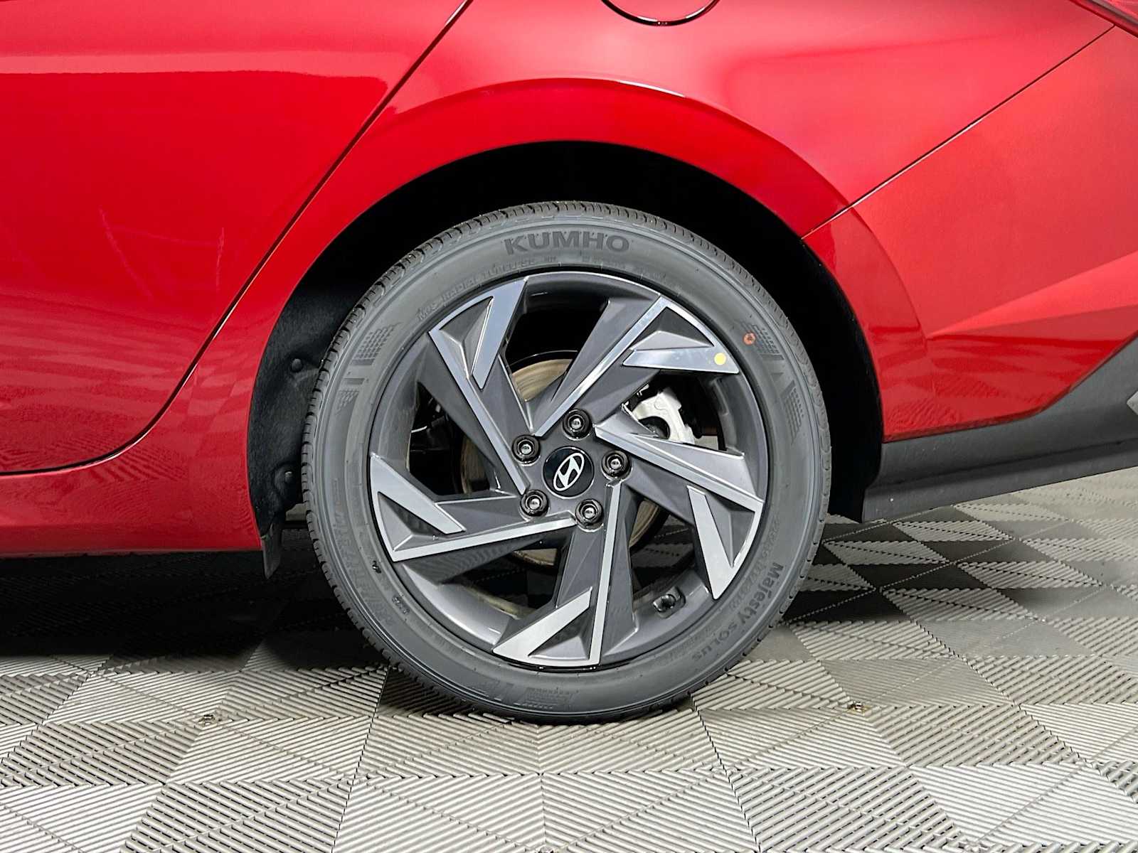 2025 Hyundai Elantra SEL Sport - Photo 18