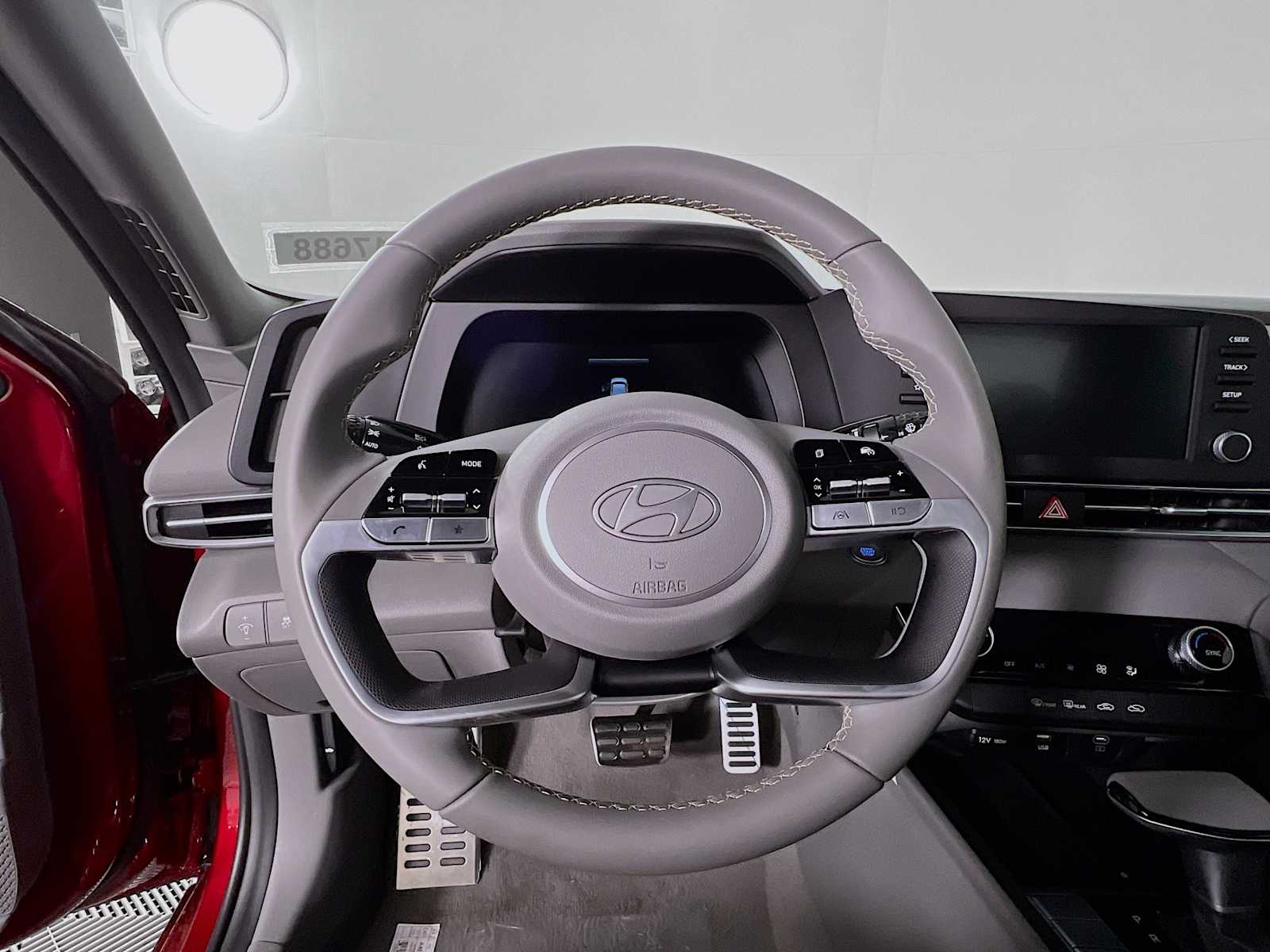 2025 Hyundai Elantra SEL Sport - Photo 7