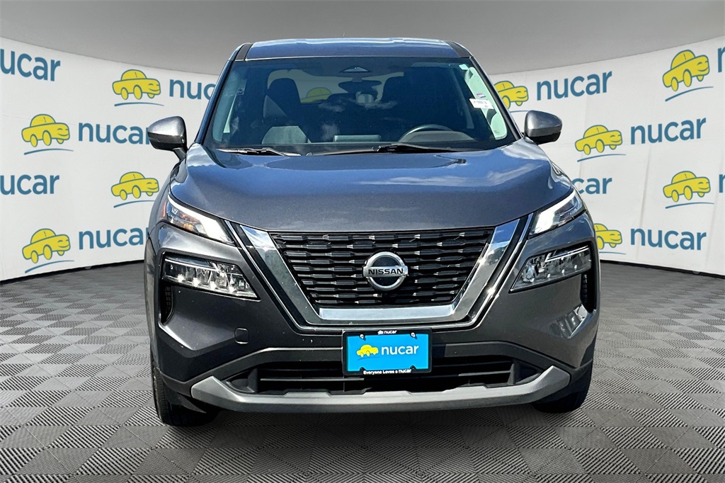2021 Nissan Rogue SV - Photo 2