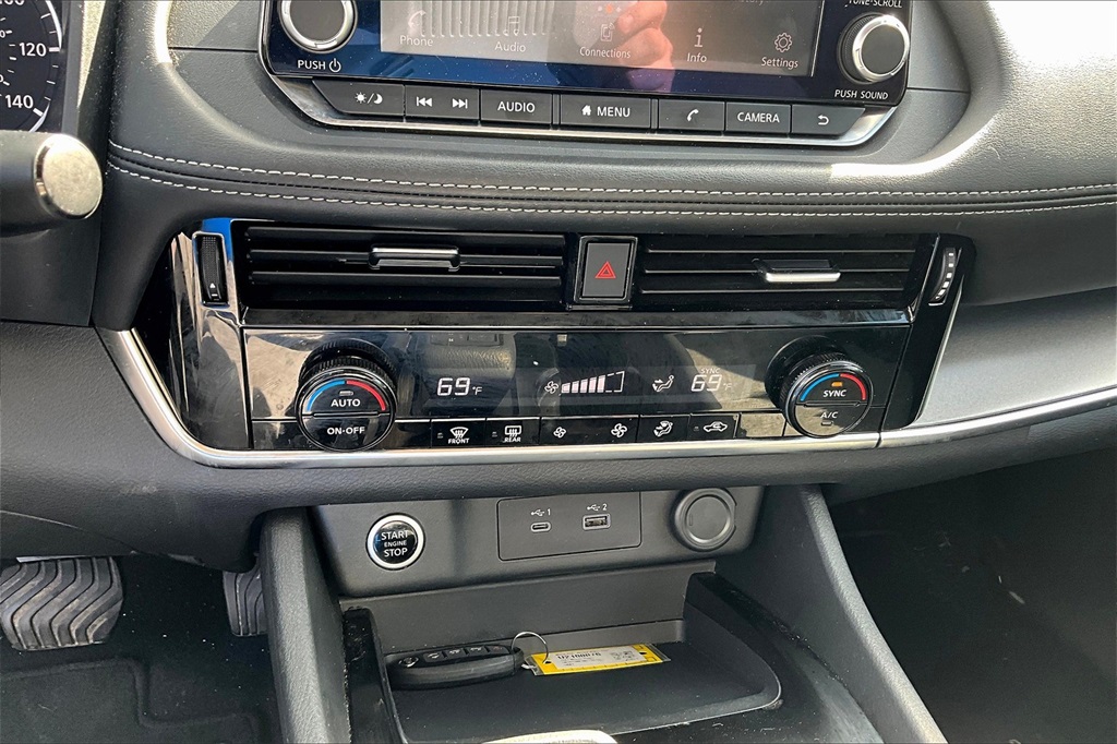 2021 Nissan Rogue SV - Photo 25