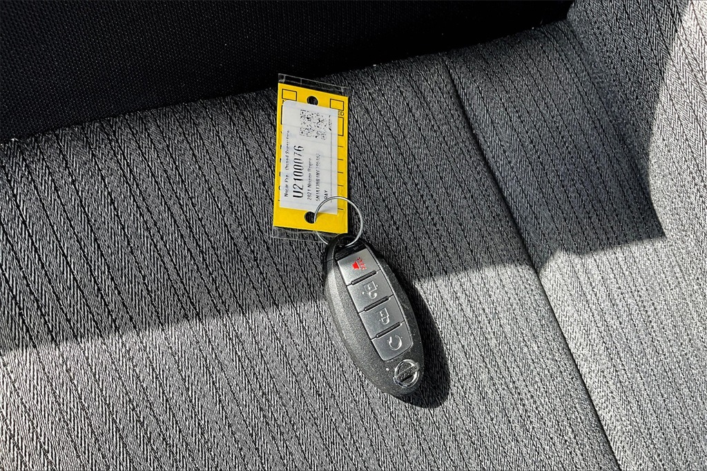 2021 Nissan Rogue SV - Photo 29
