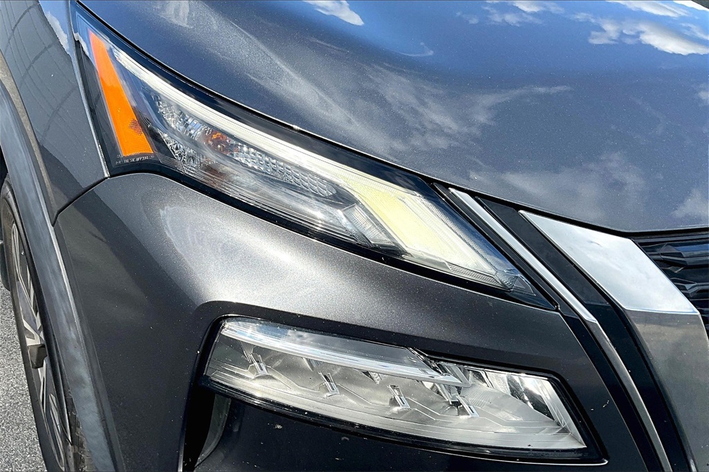 2021 Nissan Rogue SV - Photo 31