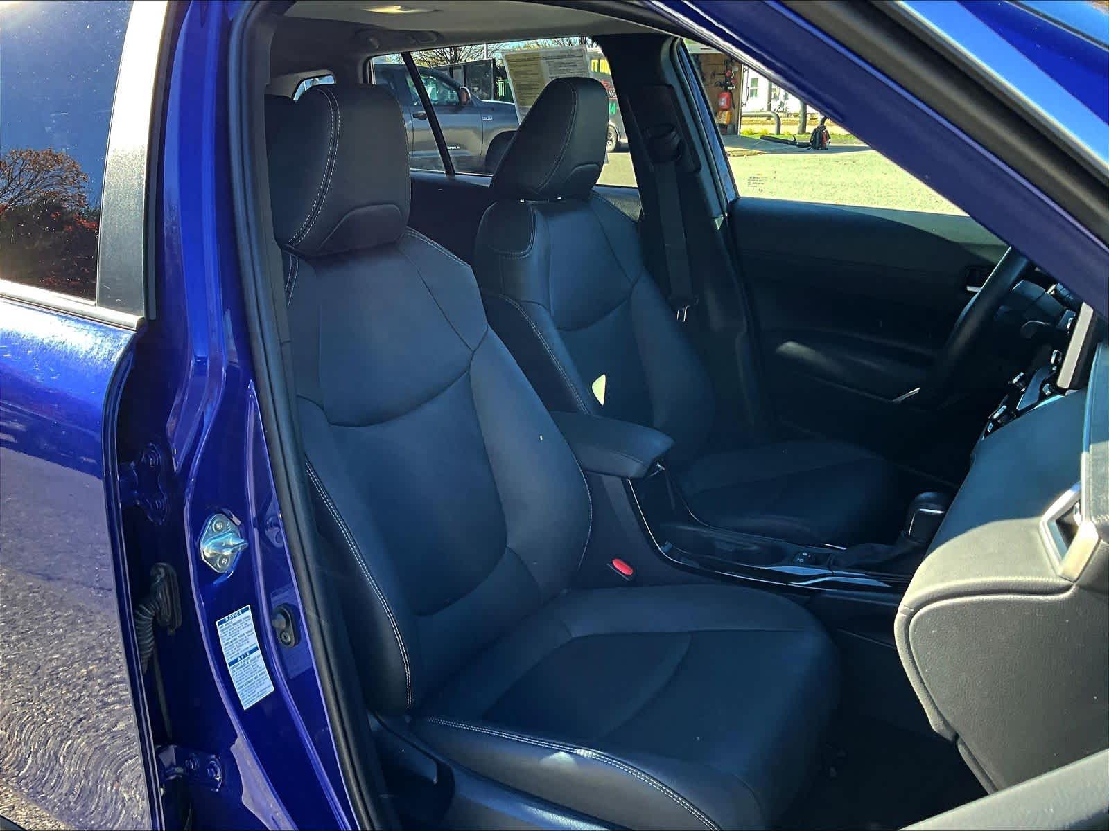 2022 Toyota Corolla Cross XLE - Photo 11