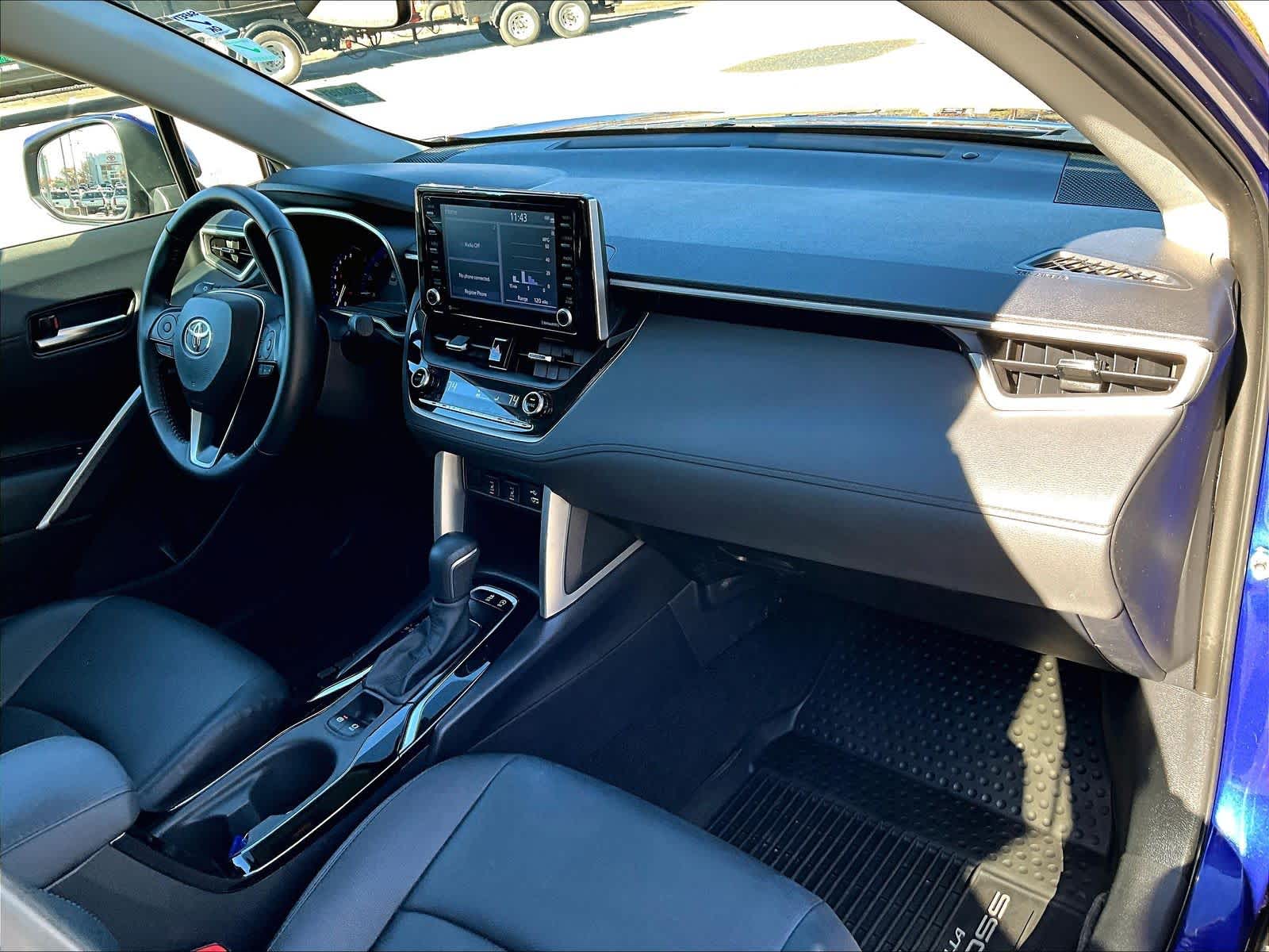 2022 Toyota Corolla Cross XLE - Photo 14