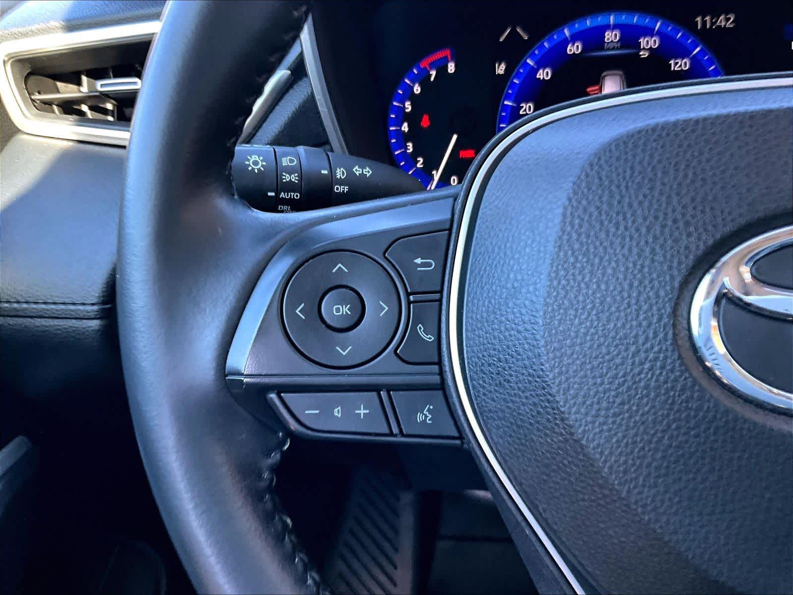 2022 Toyota Corolla Cross XLE - Photo 23