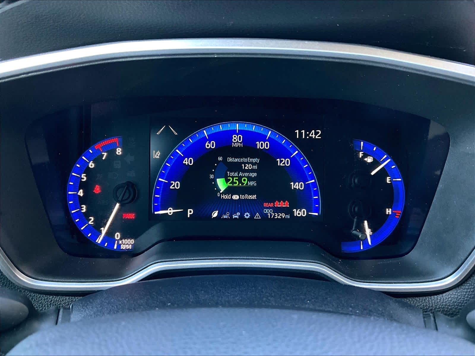 2022 Toyota Corolla Cross XLE - Photo 25