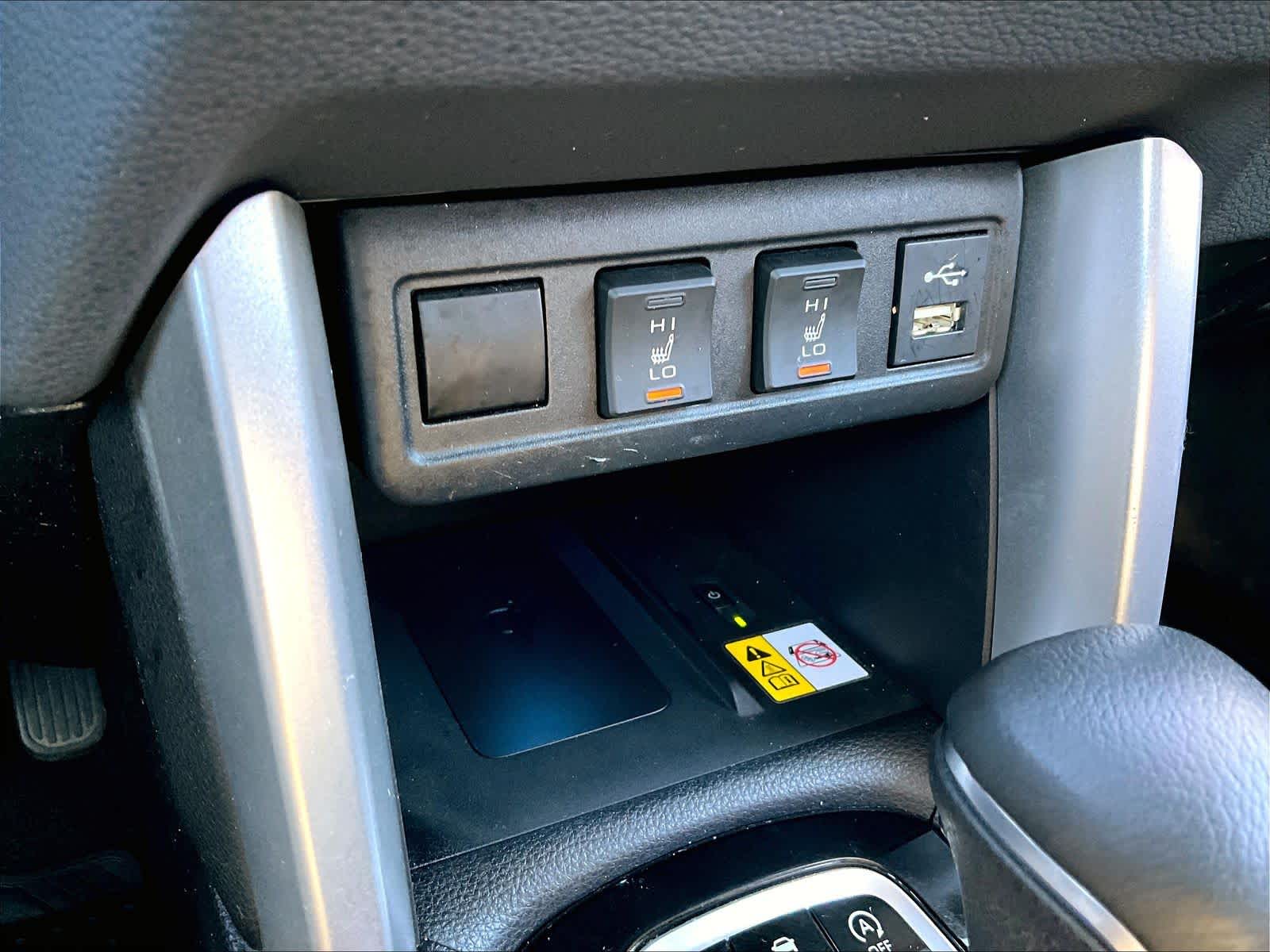 2022 Toyota Corolla Cross XLE - Photo 27