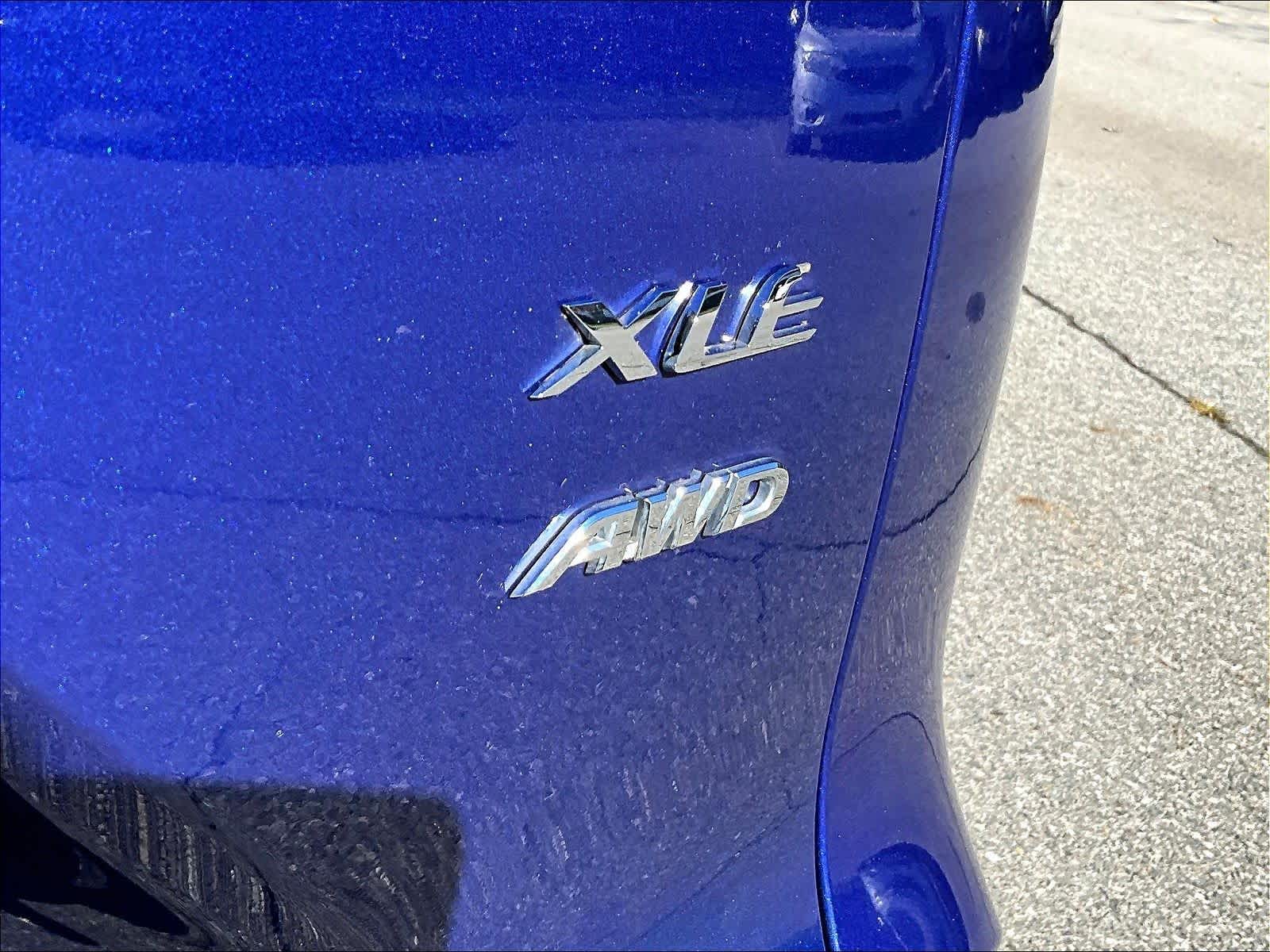 2022 Toyota Corolla Cross XLE - Photo 29