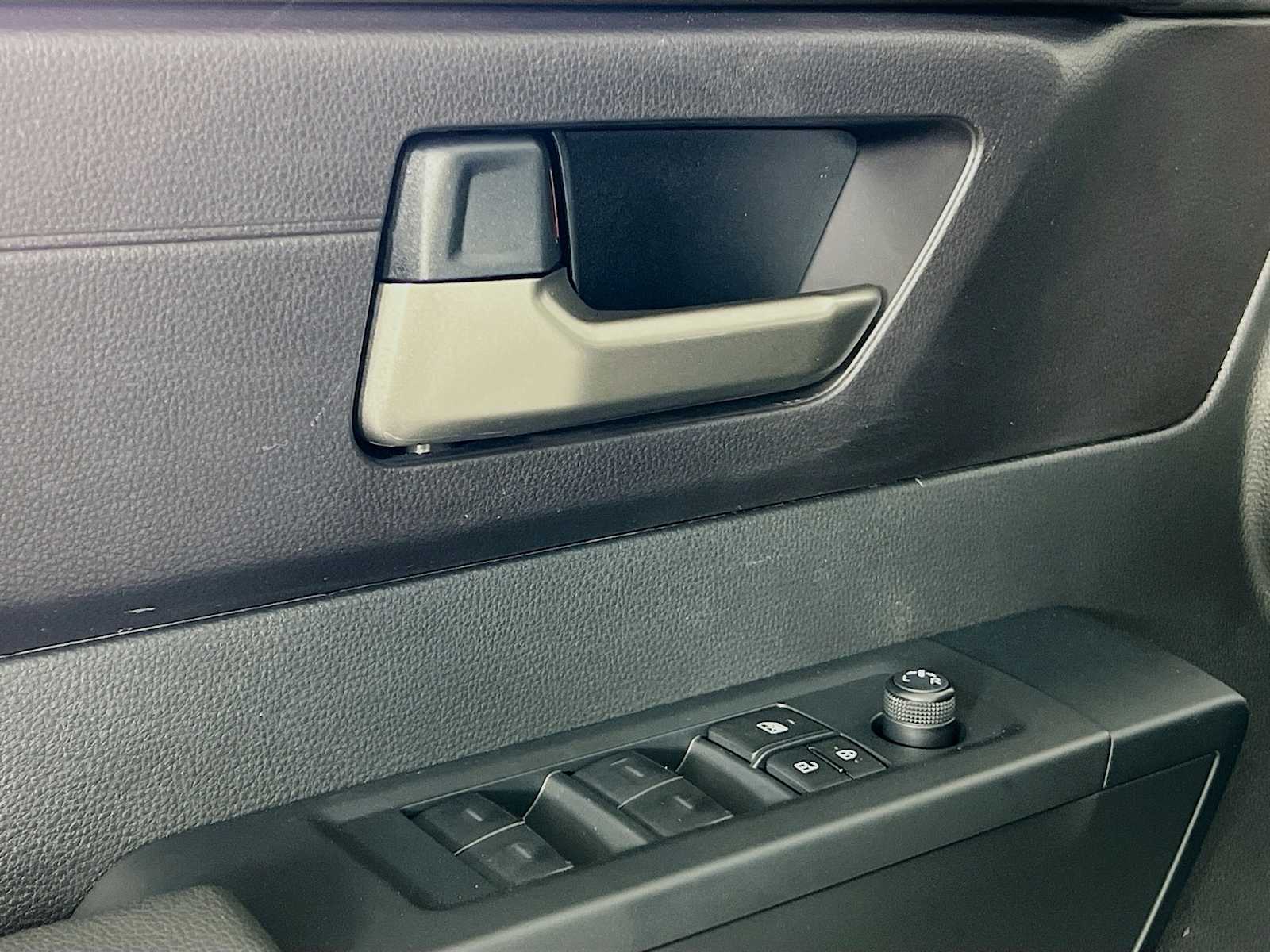 2025 Toyota Tundra SR5 - Photo 16
