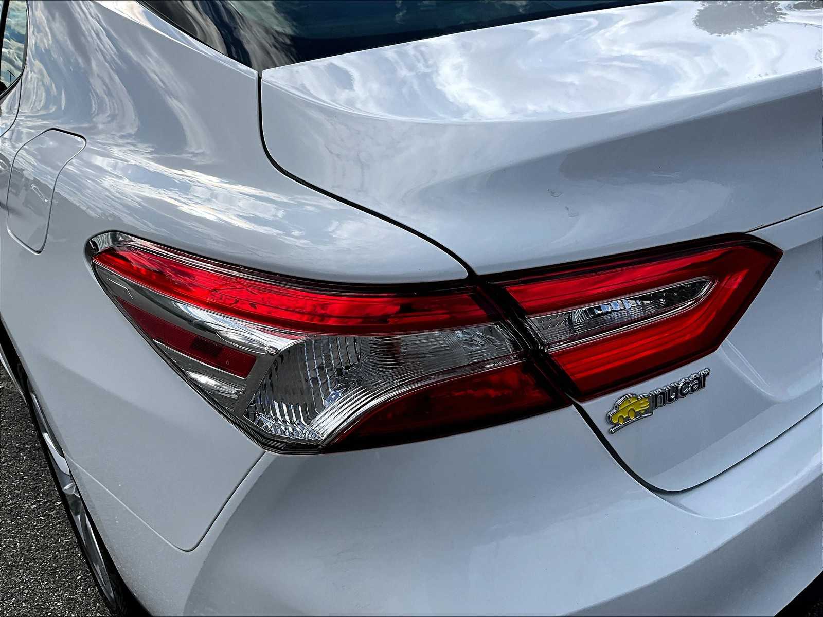 2020 Toyota Camry LE - Photo 33