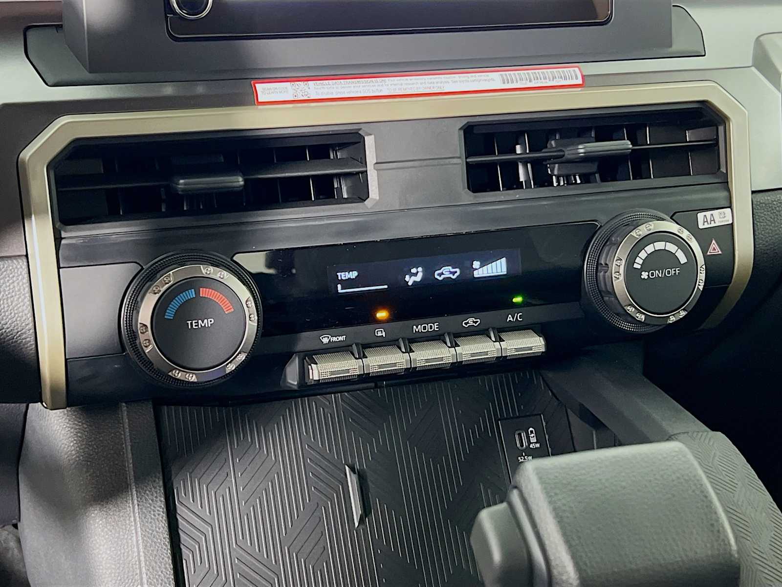 2025 Toyota Tacoma SR5 - Photo 10