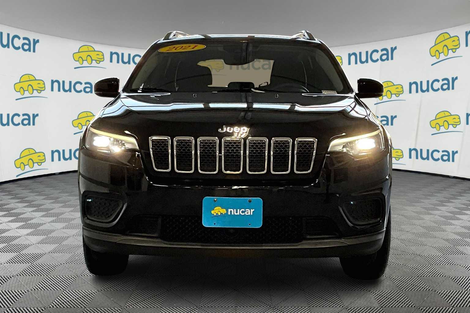 2021 Jeep Cherokee Latitude - Photo 2