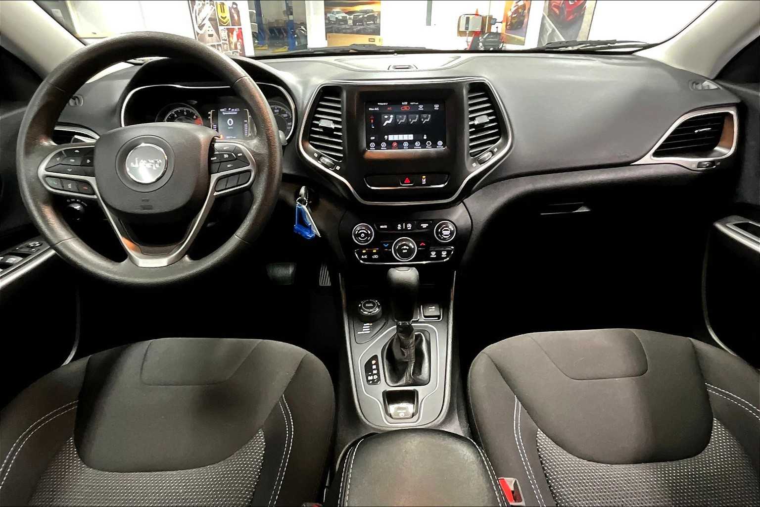 2021 Jeep Cherokee Latitude - Photo 21