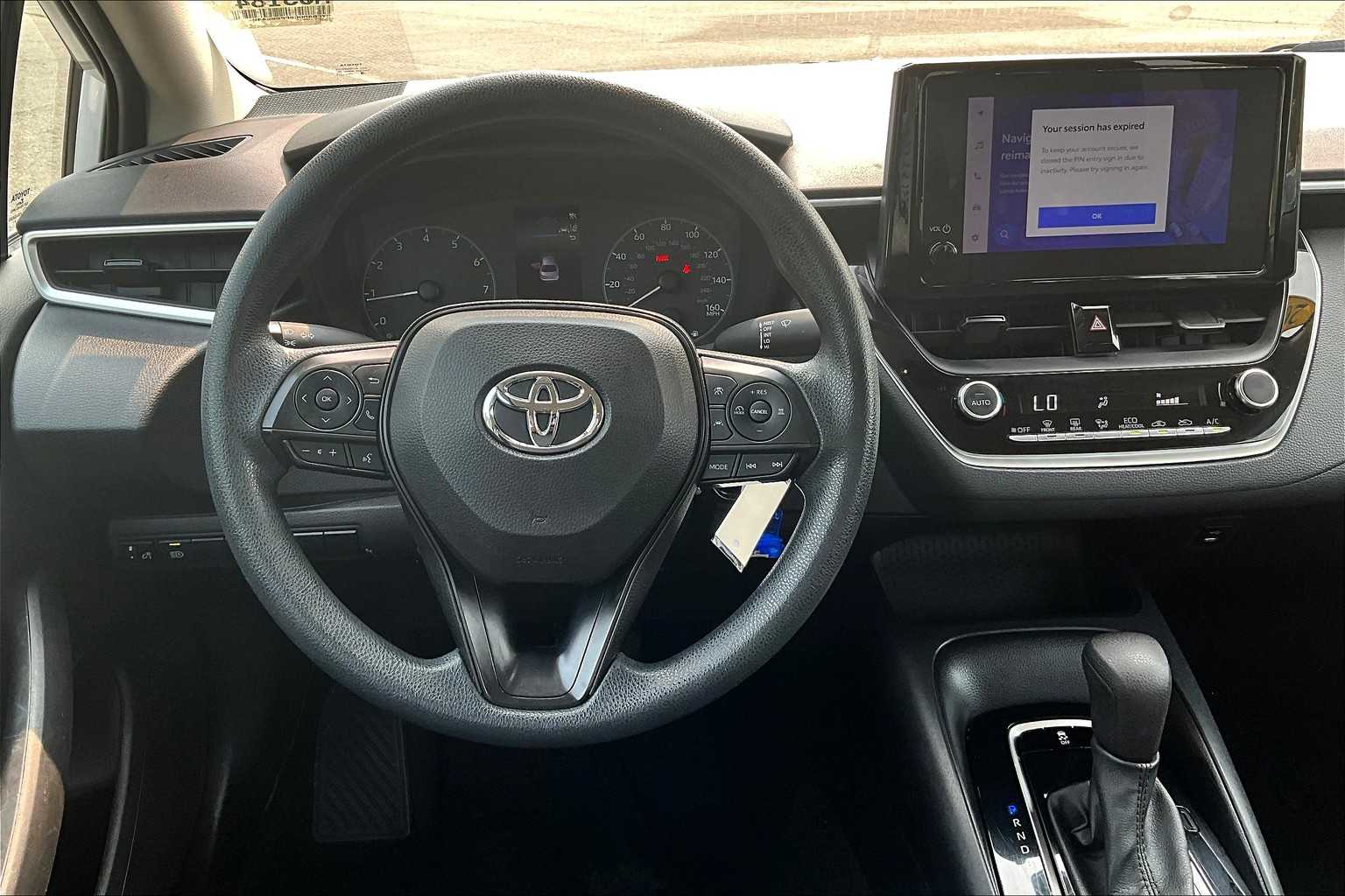 2023 Toyota Corolla LE - Photo 17