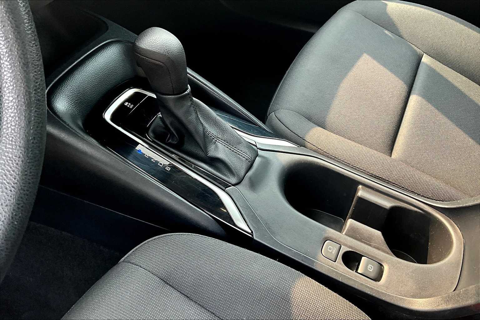 2023 Toyota Corolla LE - Photo 20