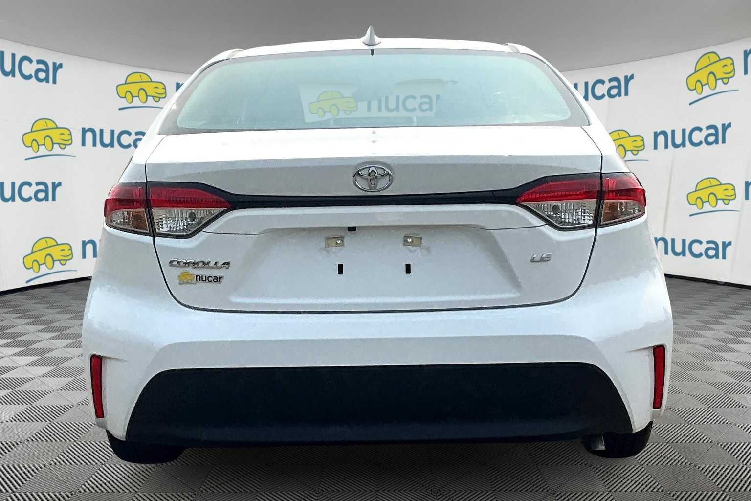 2023 Toyota Corolla LE - Photo 5