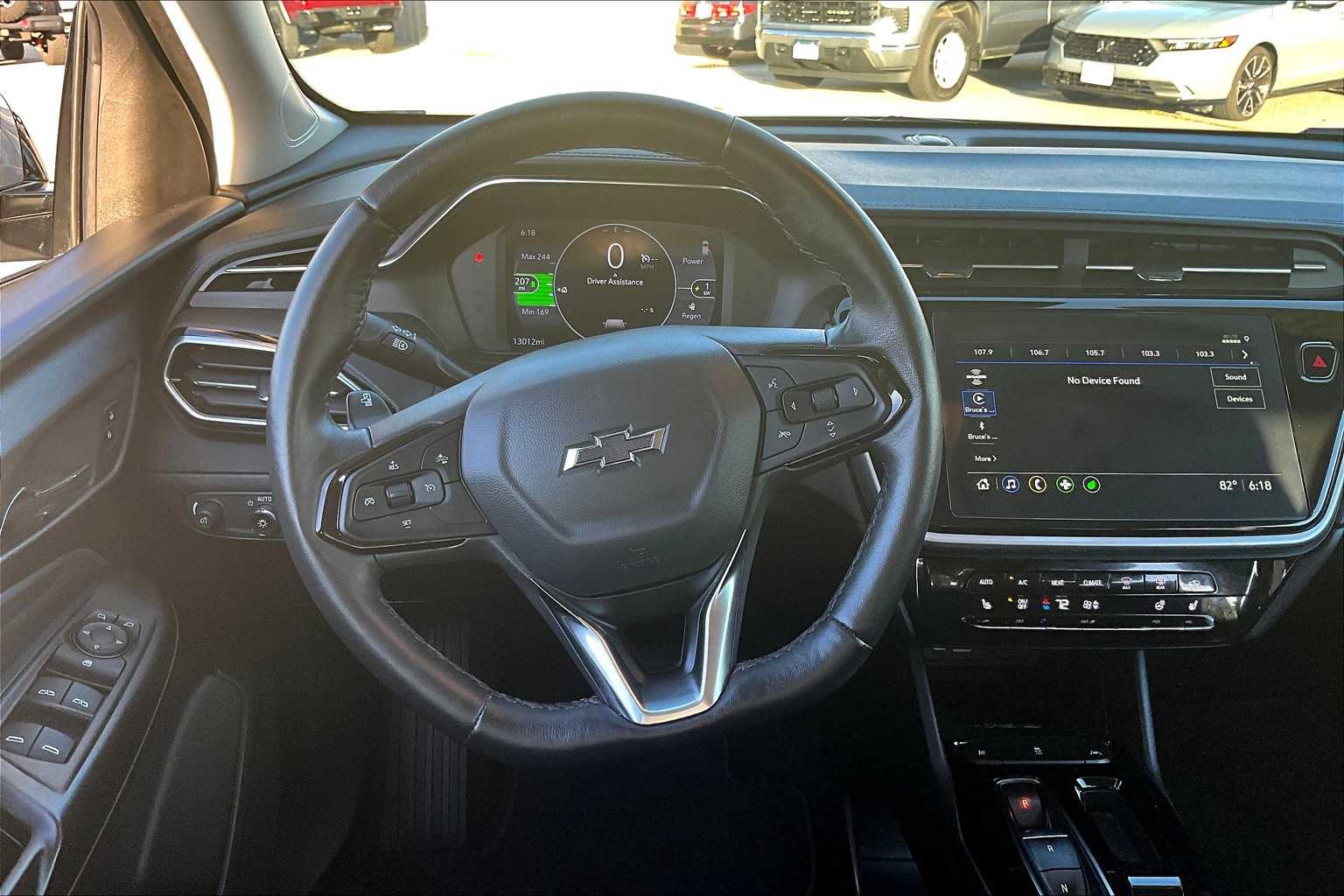 2023 Chevrolet Bolt EUV LT - Photo 17