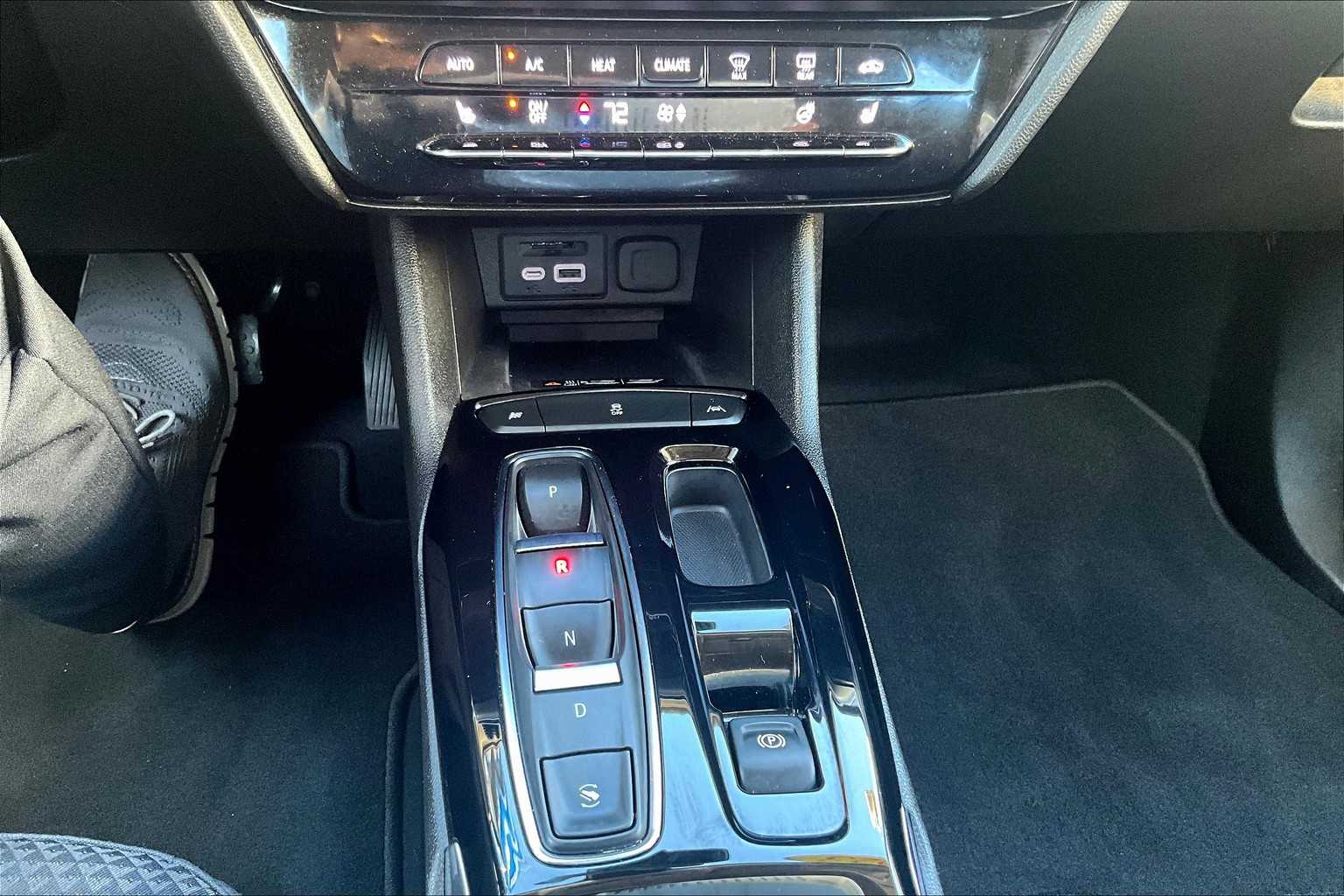 2023 Chevrolet Bolt EUV LT - Photo 25