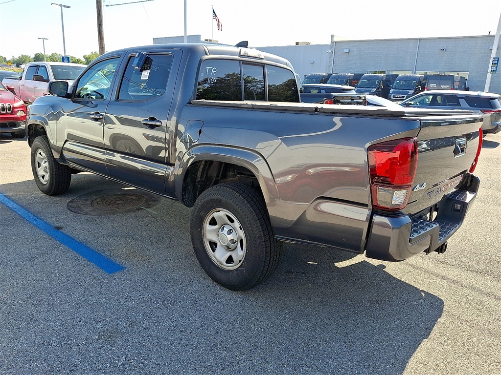 2022 Toyota Tacoma SR - Photo 4