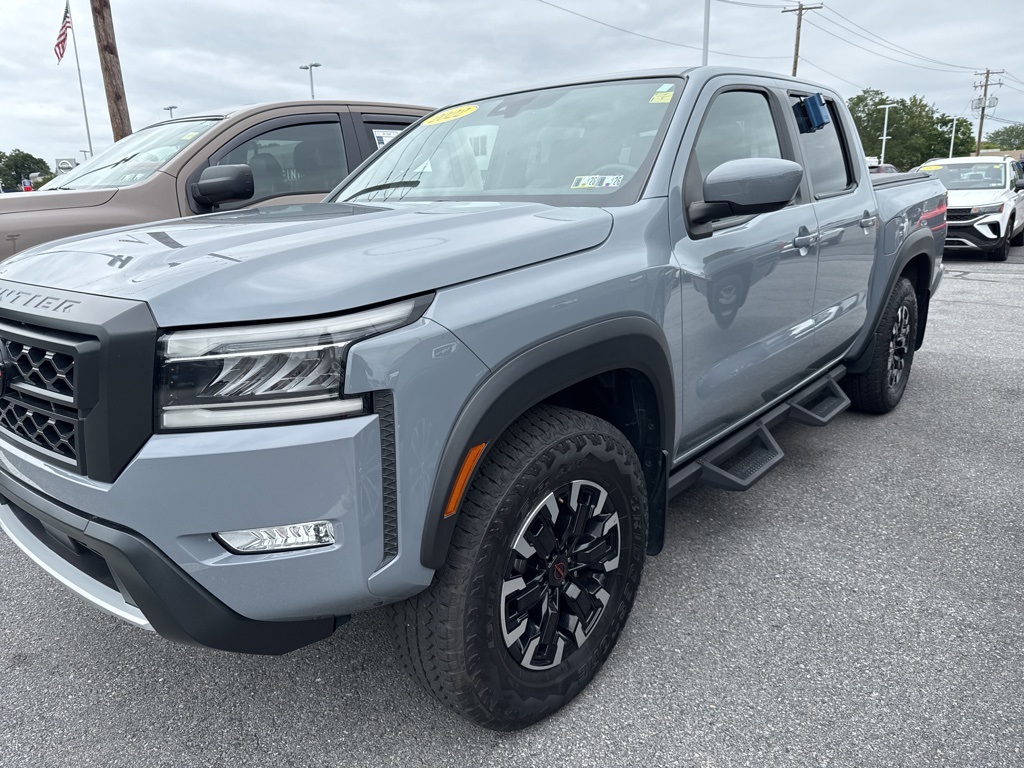 2022 Nissan Frontier PRO-4X - Photo 6