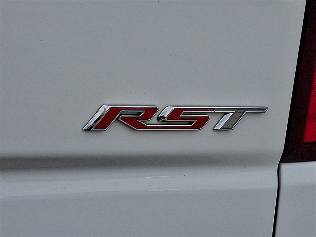 2019 Chevrolet Silverado 1500 RST - Photo 30