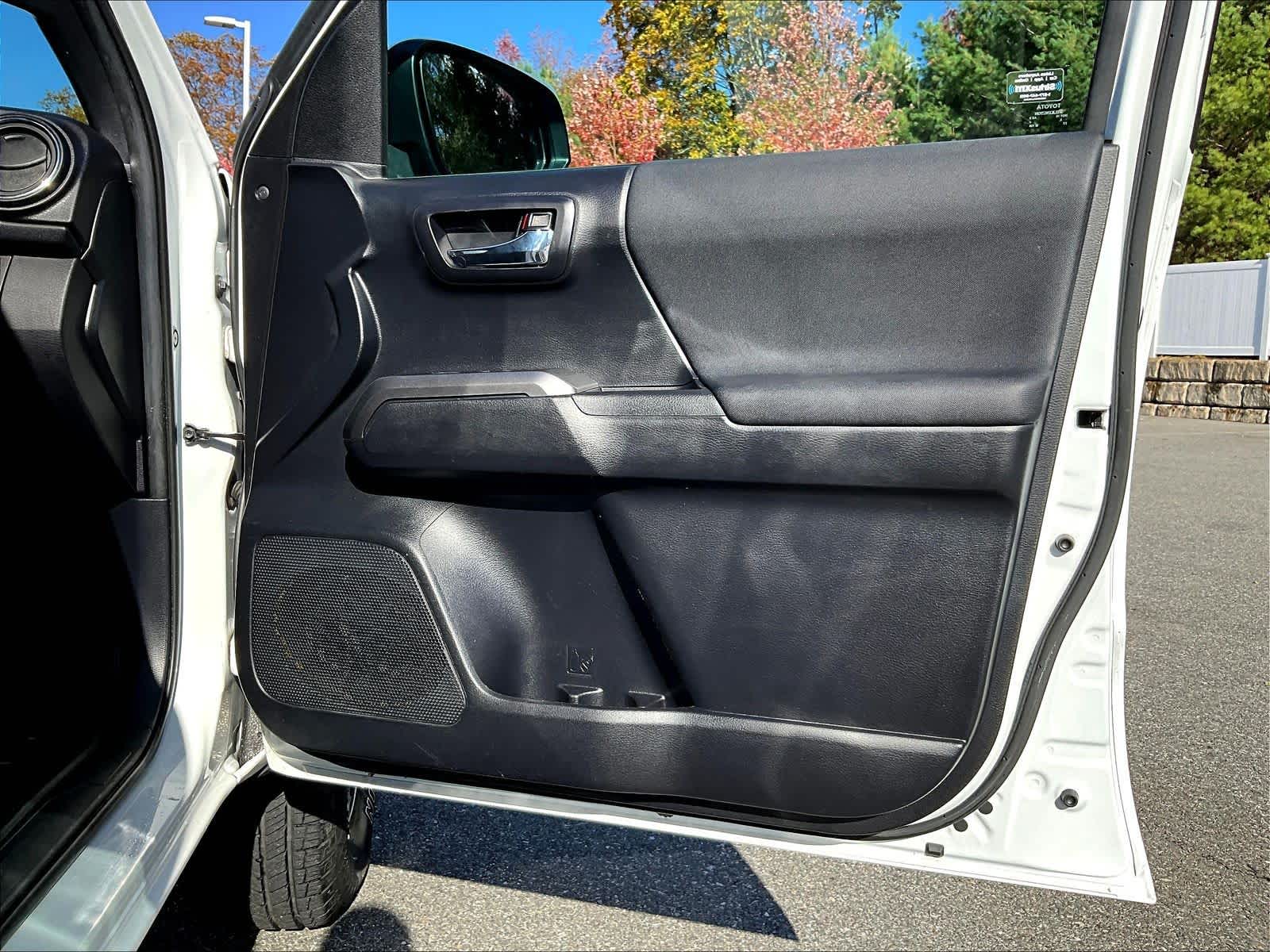 2021 Toyota Tacoma TRD Off Road - Photo 12