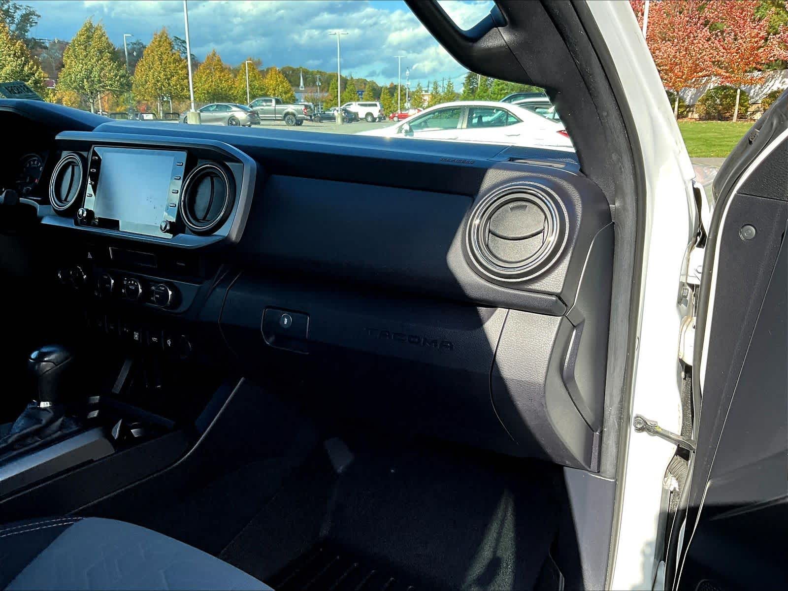 2021 Toyota Tacoma TRD Off Road - Photo 13