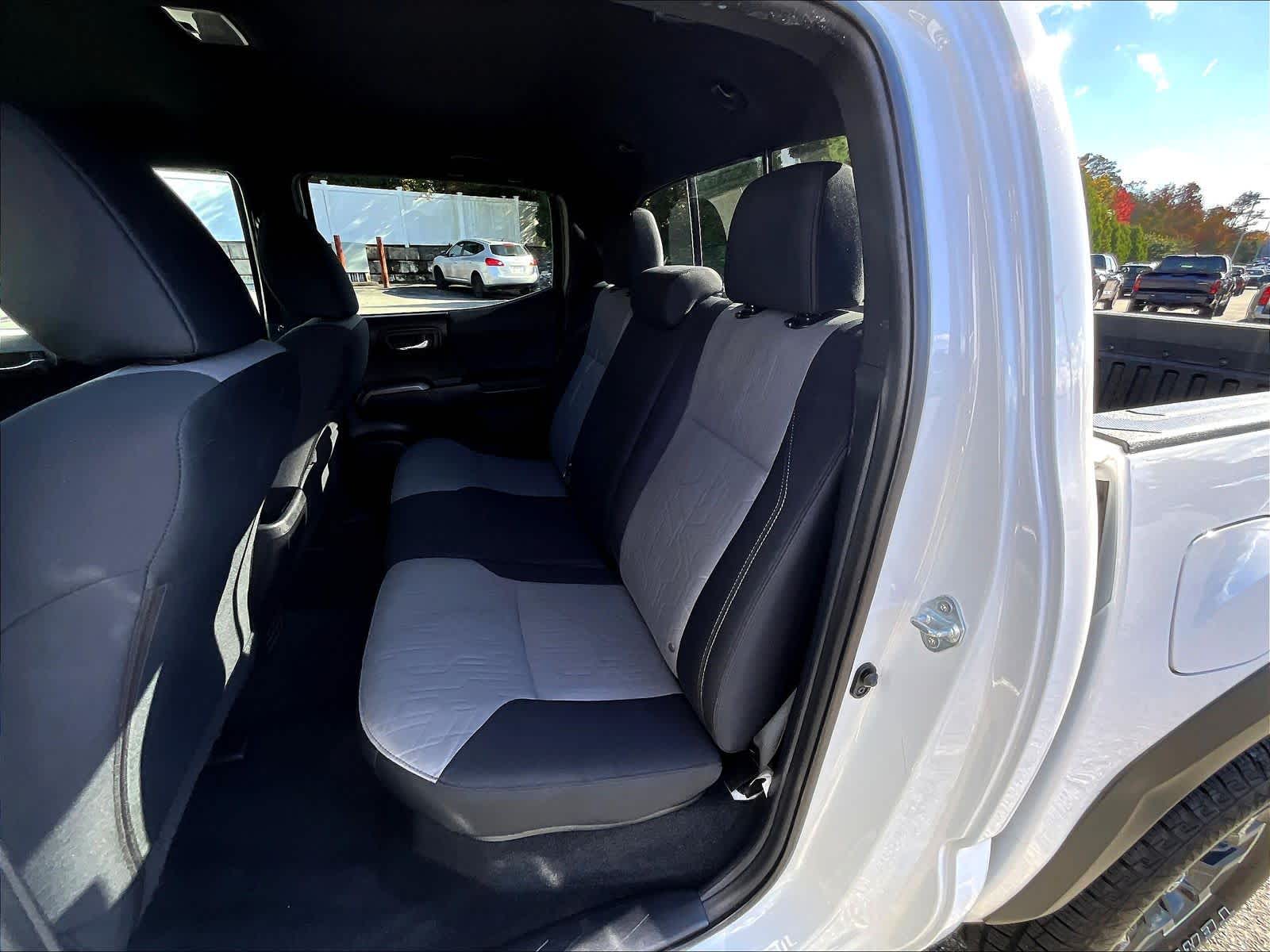 2021 Toyota Tacoma TRD Off Road - Photo 15