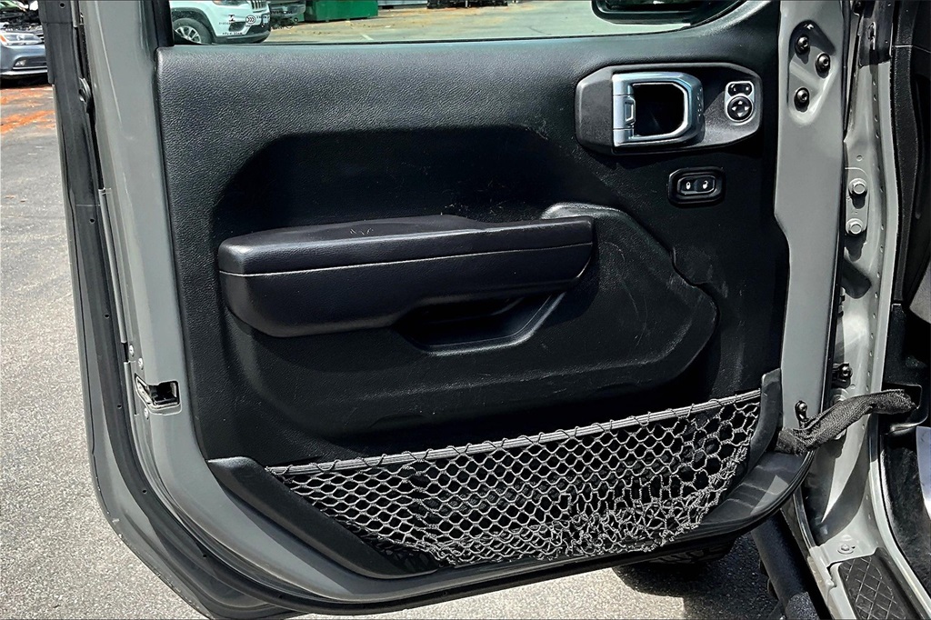 2020 Jeep Gladiator Rubicon - Photo 9