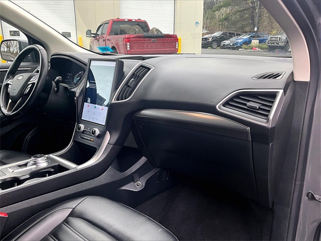 2022 Ford Edge SEL - Photo 17