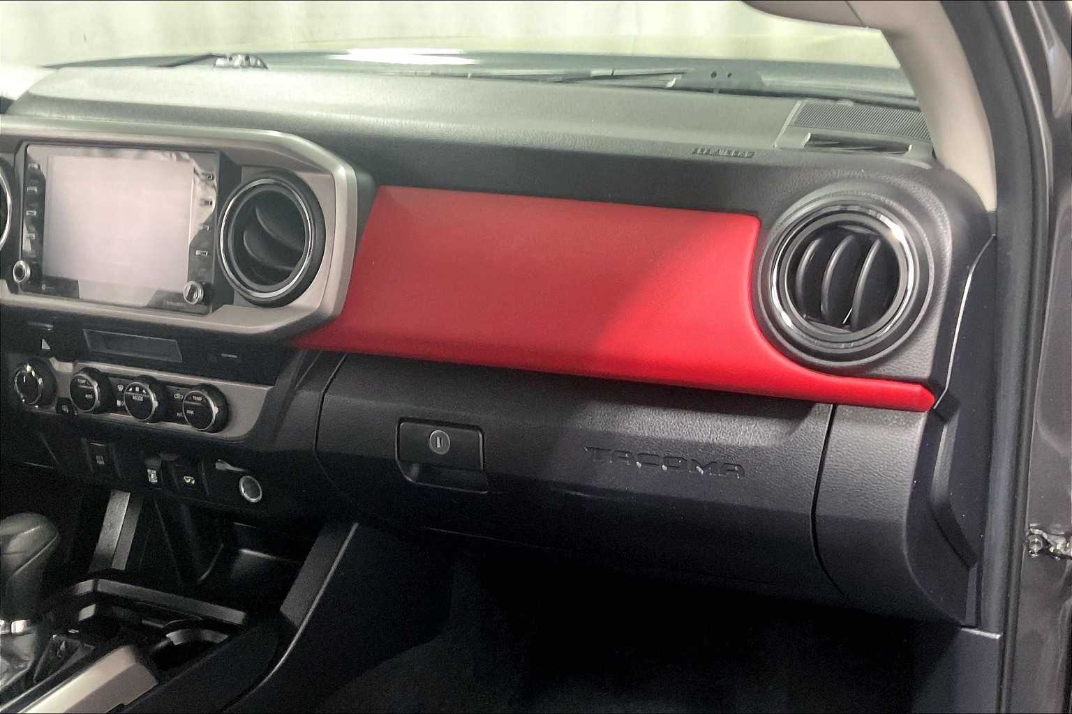 2021 Toyota Tacoma SR5 - Photo 13