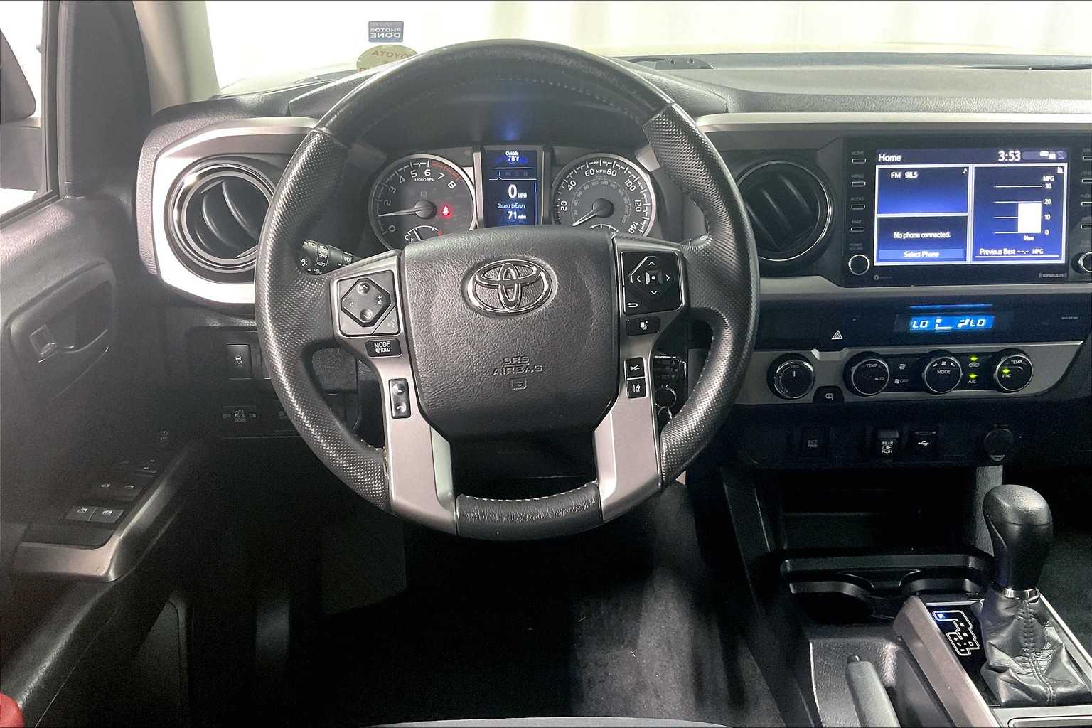 2021 Toyota Tacoma SR5 - Photo 17