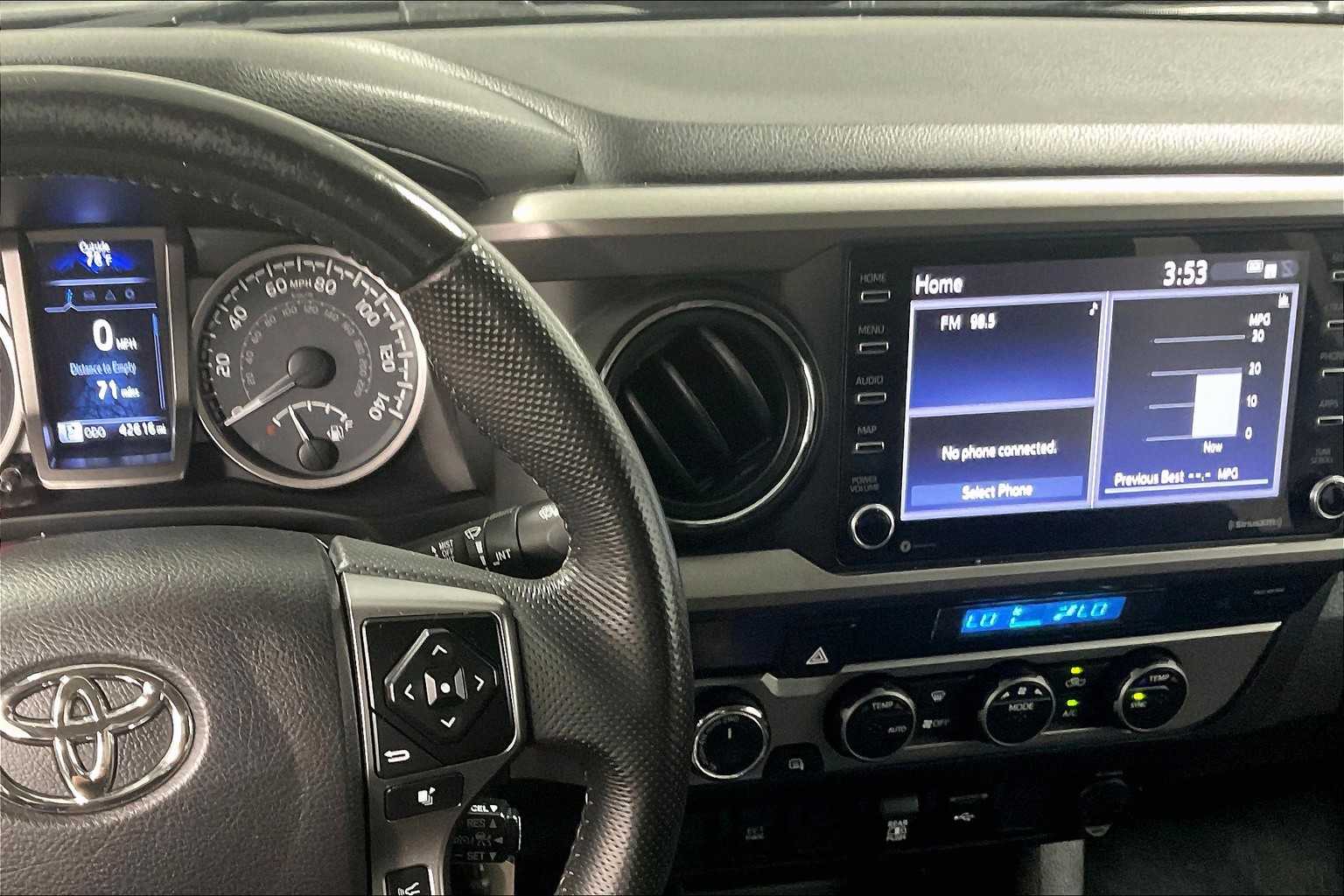 2021 Toyota Tacoma SR5 - Photo 18