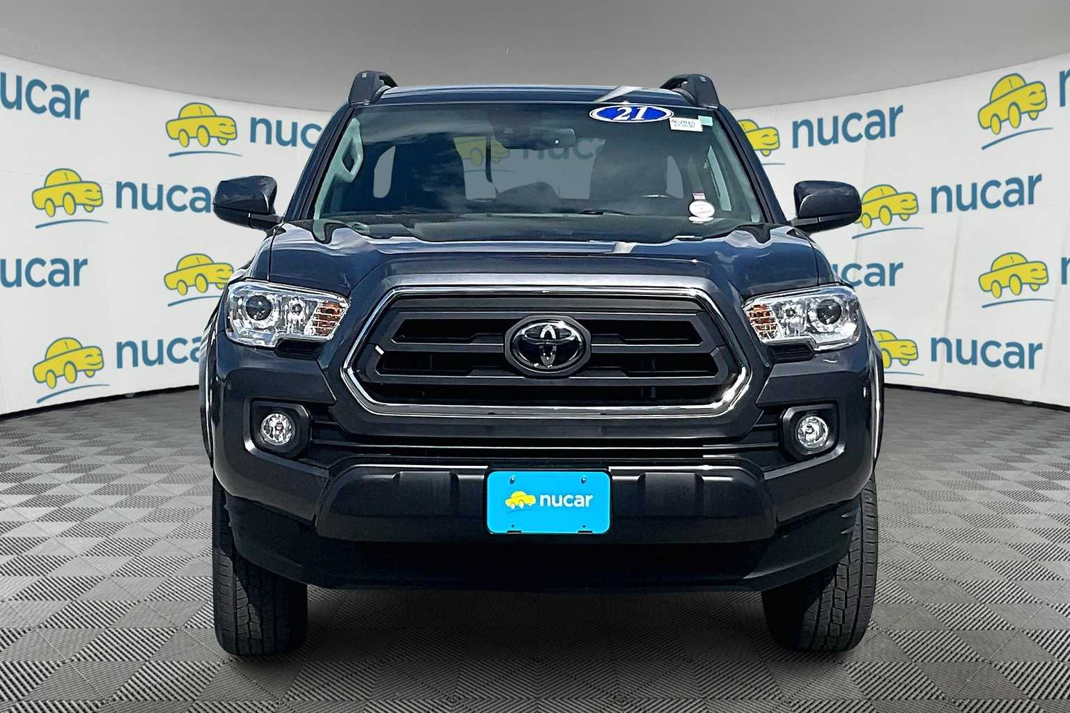 2021 Toyota Tacoma SR5 - Photo 2