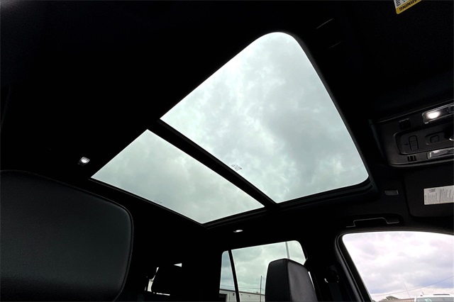2023 Chevrolet Tahoe RST - Photo 22
